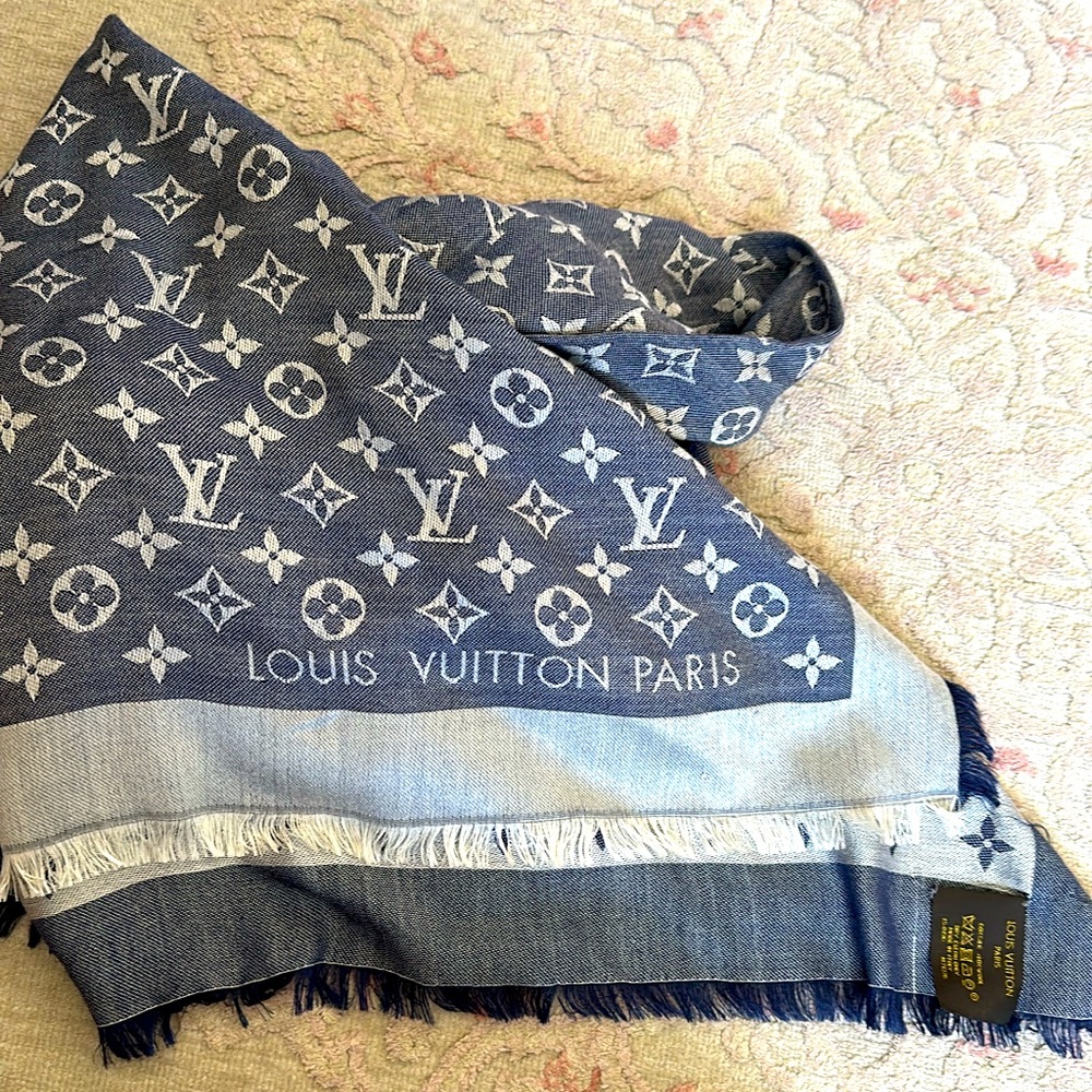 Louis Vuitton Blue Monogram Shawl Scarf